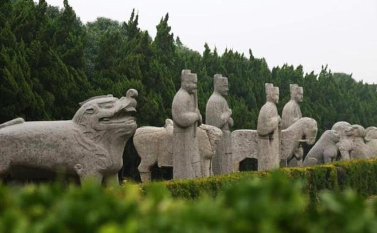 日本天皇古墓是中国人,死得最惨的天皇