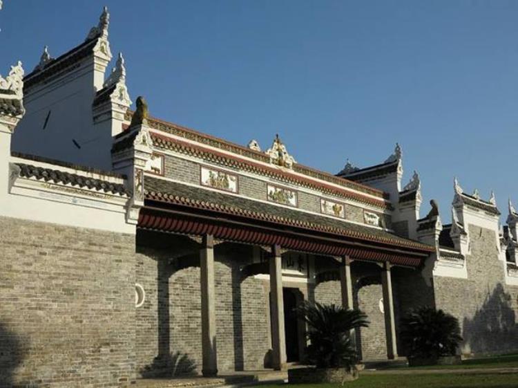湖南湘潭一个县级市市名两字同音高铁过境却没有高铁站