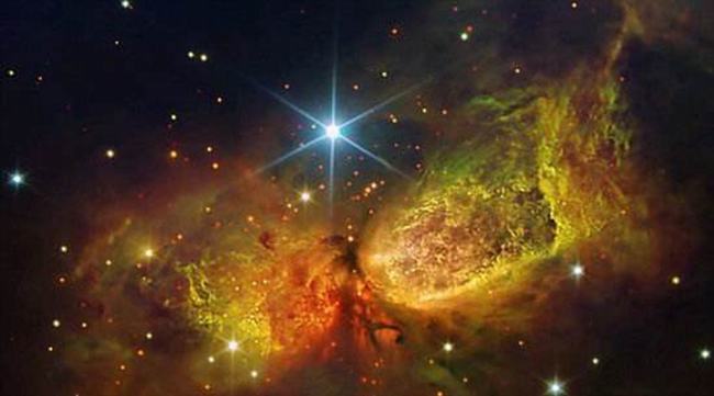 沙漏星云是什么样的存在-位于南三角座1995年被发现
