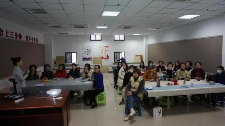 渭南市文化艺术中心公务人员,渭南艺彩美术培训学校