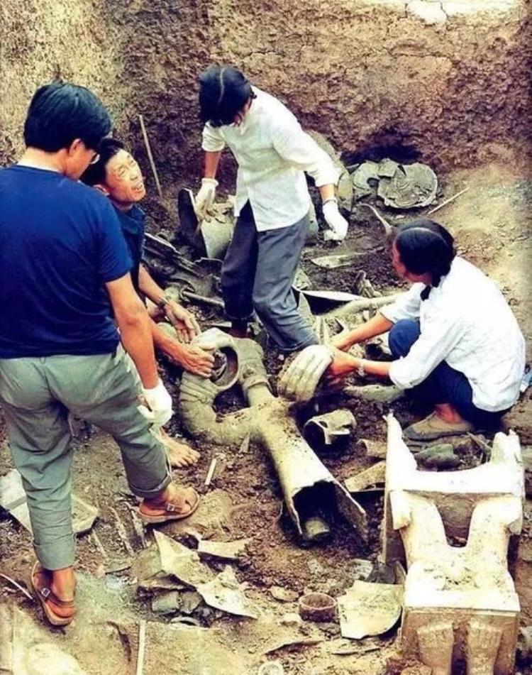 《西亚考古史》「中亚考古长期被西方主导陕西这支考古队去了以后变了」