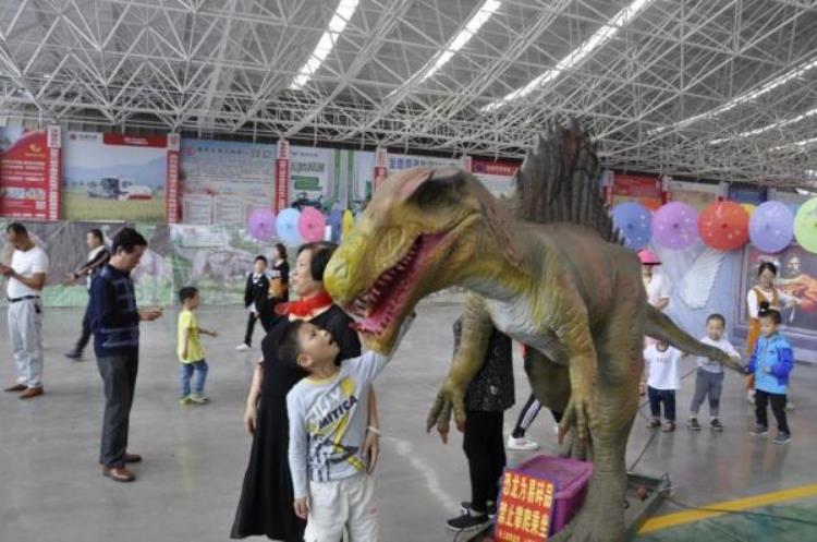 中华恐龙园最新活动,侏罗纪公园恐龙大战