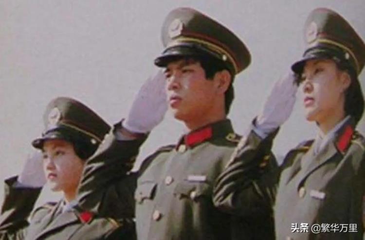 中国公安干警历经72年2021年为何开始使用礼服服装「中国公安干警历经72年2021年为何开始使用礼服」