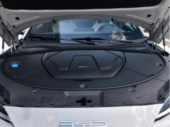 掀桌子了；中型插混SUV蓝电E5不到10万，比宋PLUS便宜6万!